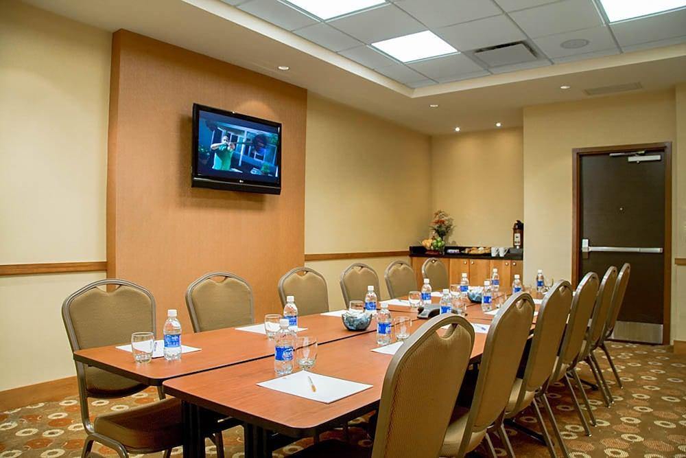 Hyatt Place South Bend/Mishawaka Dış mekan fotoğraf