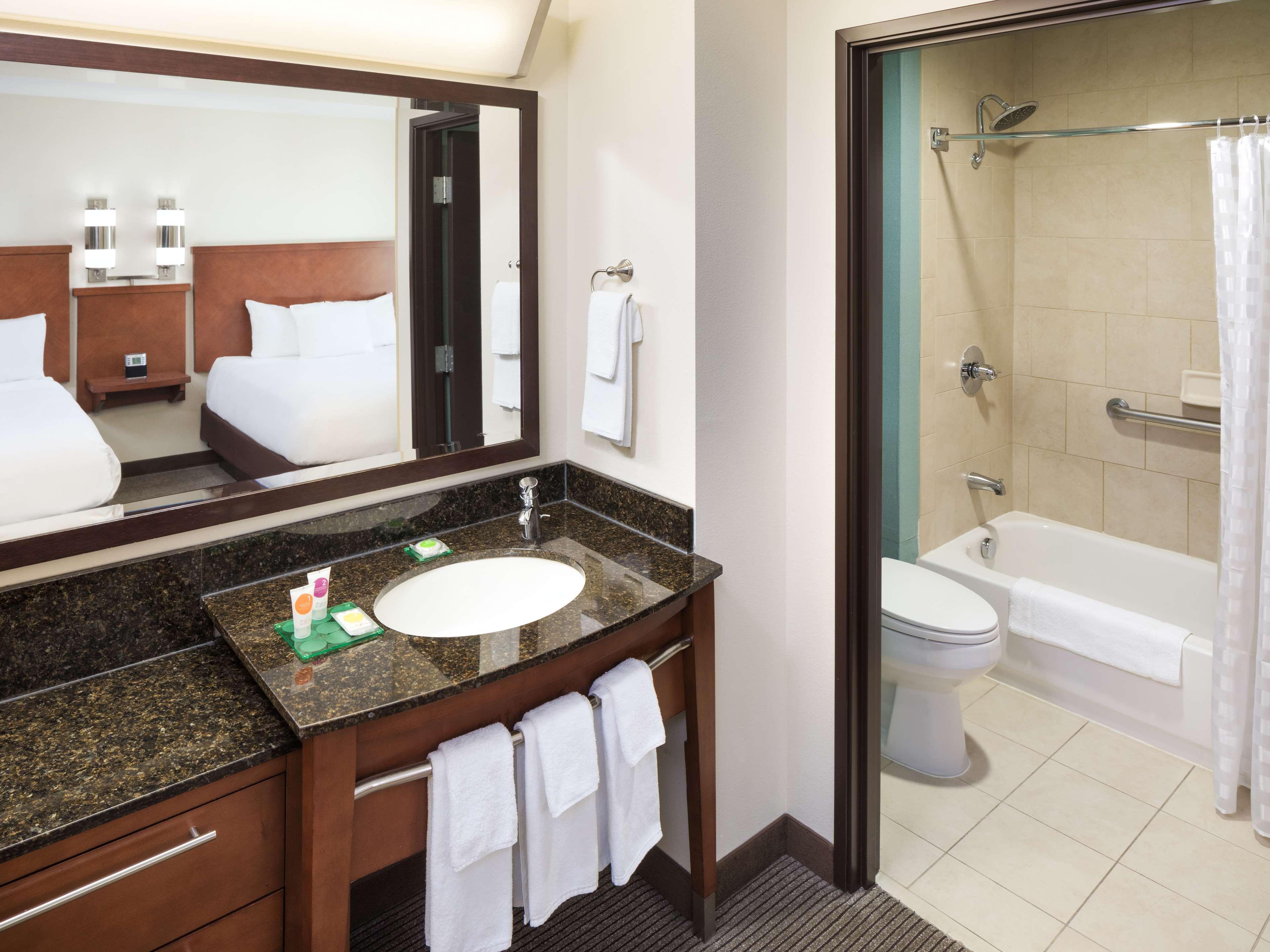 Hyatt Place South Bend/Mishawaka Dış mekan fotoğraf